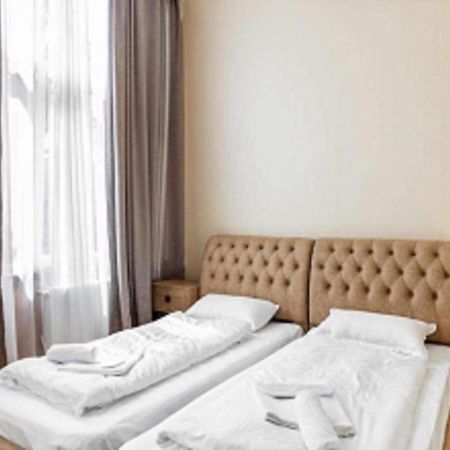 Crypto Hotel Тбилиси Екстериор снимка