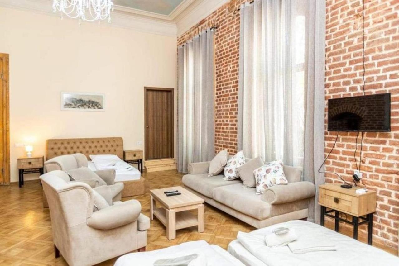 Crypto Hotel Тбилиси Екстериор снимка